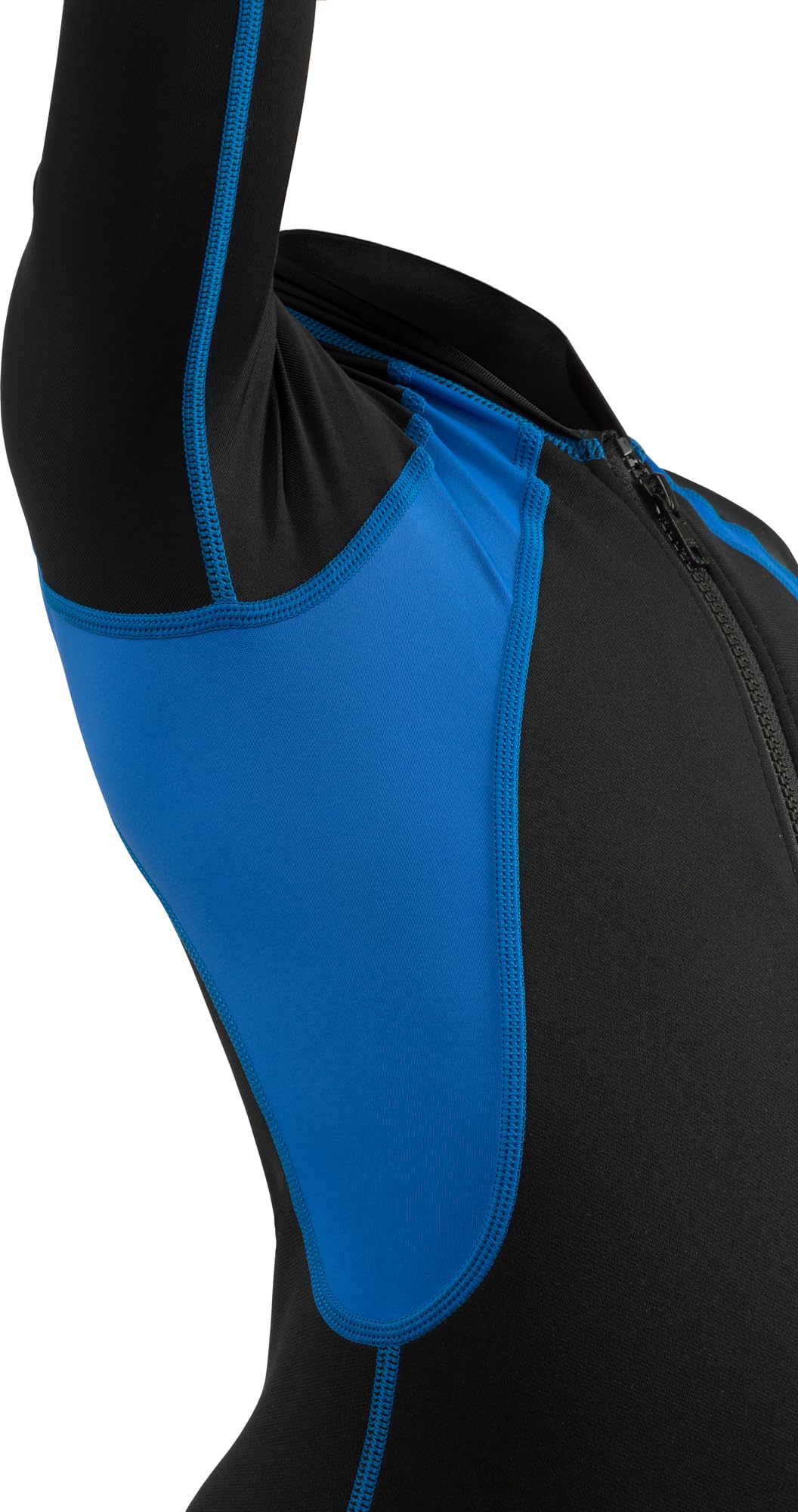 Cressi close-up of 1.5mm neoprene texture for warmth benefit
