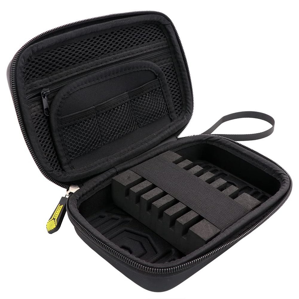 CUESOUL BEAST open interior with darts and pockets for tidy, secure transport benefit organization