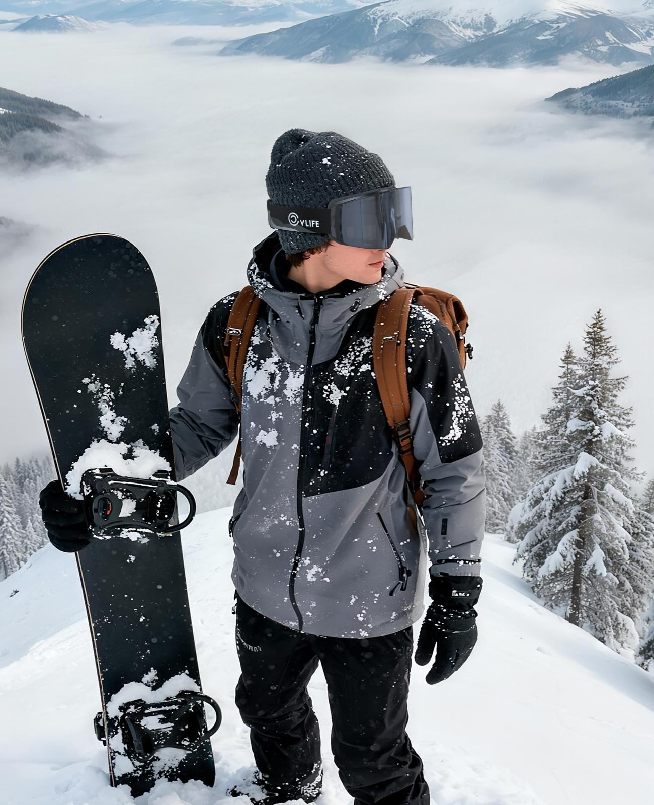 CVLIFE snowboarder wearing goggles showing clear vision benefit