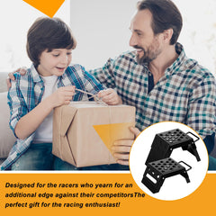 DaisyInner interlocking handles demonstrated for easy one-hand carrying to the grid
