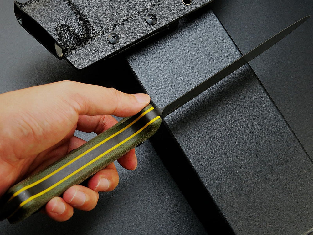 Eafengrow EF148 attached to backpack belt showing portable outdoor carry benefit