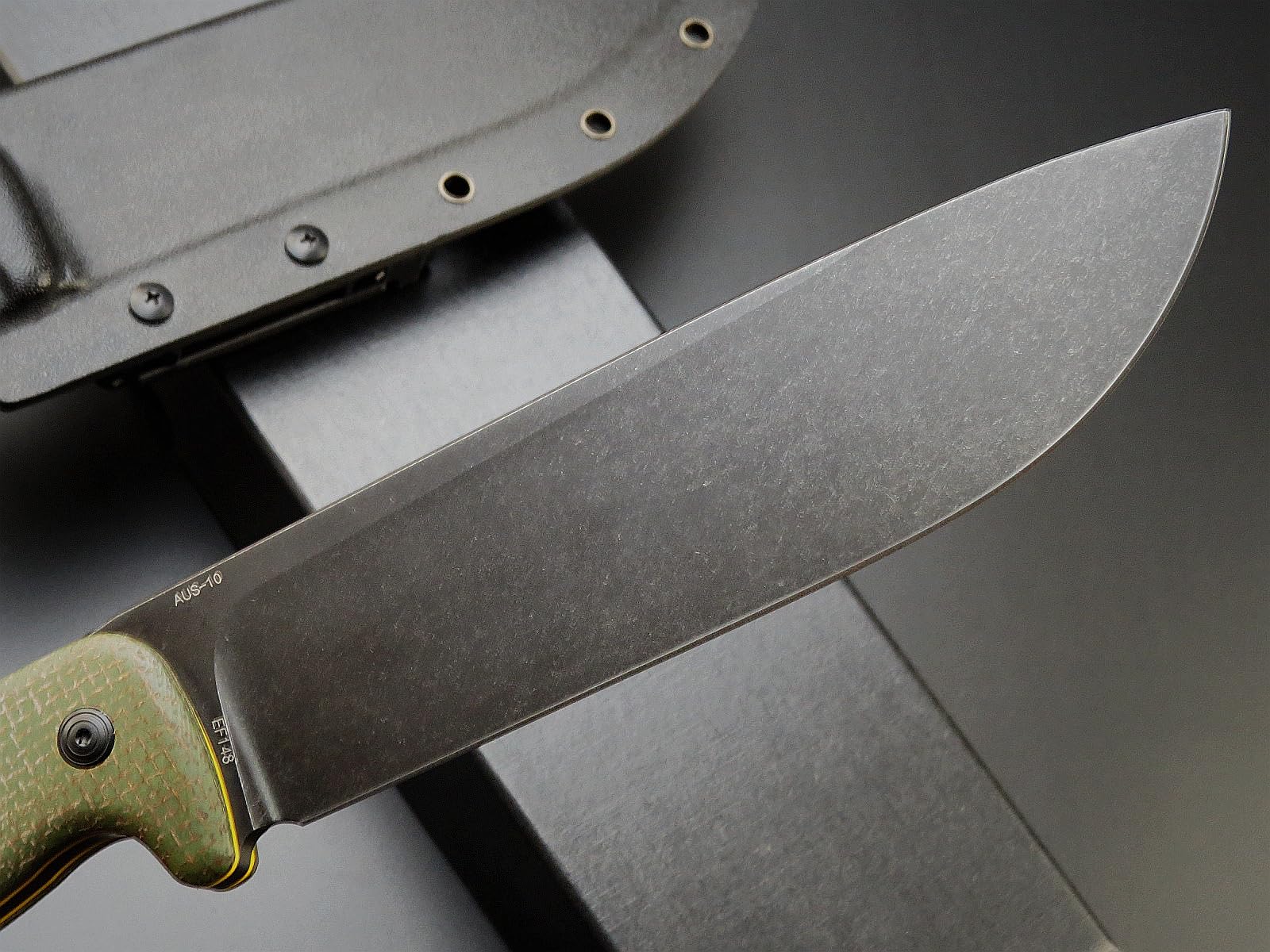 Eafengrow EF148 Kydex sheath profile demonstrating secure retention and clip