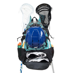 EALER ELB100 helmet flap and top clasp keeping helmet secure and freeing interior space