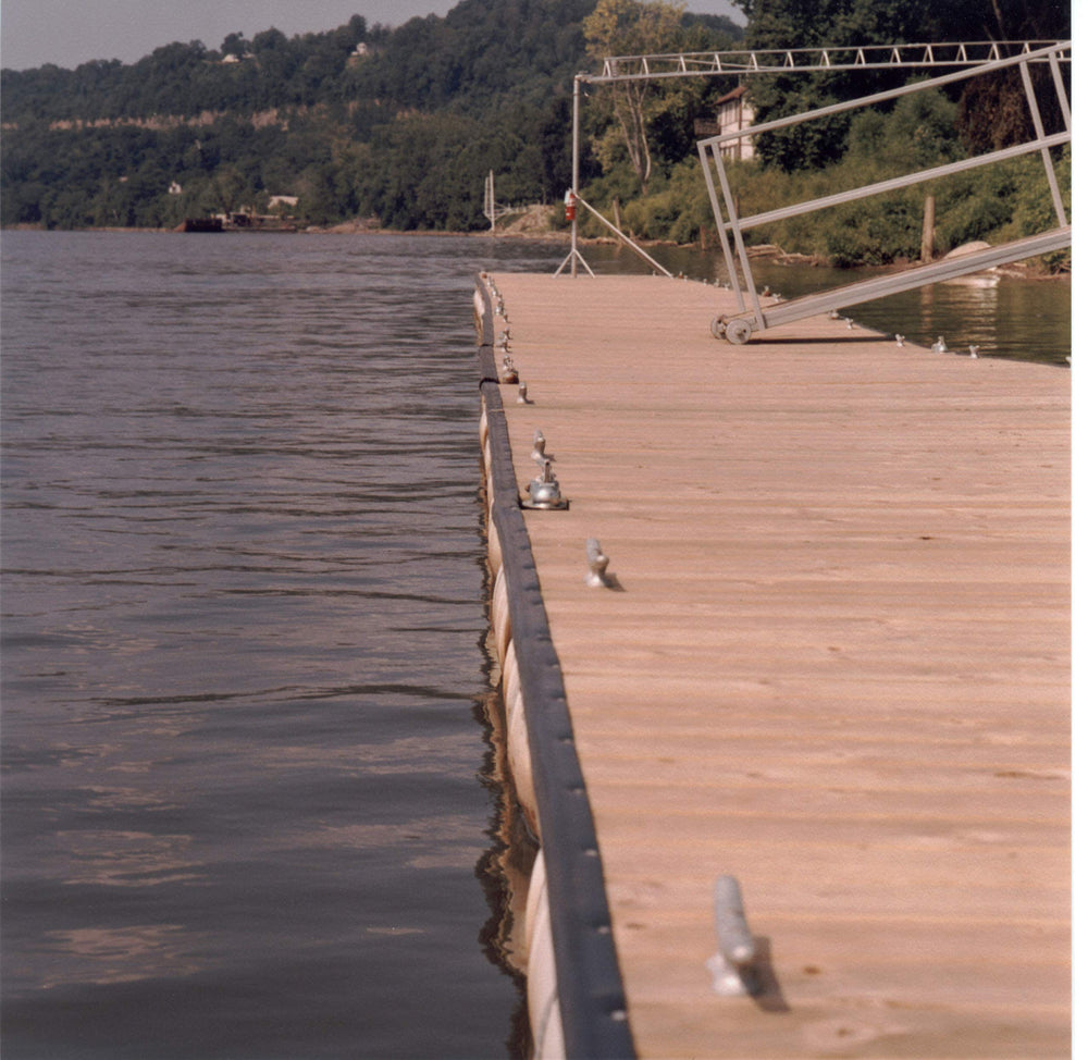 EasyFlex P-profile texture detail highlighting pigmented PVC that resists UV and scuffs