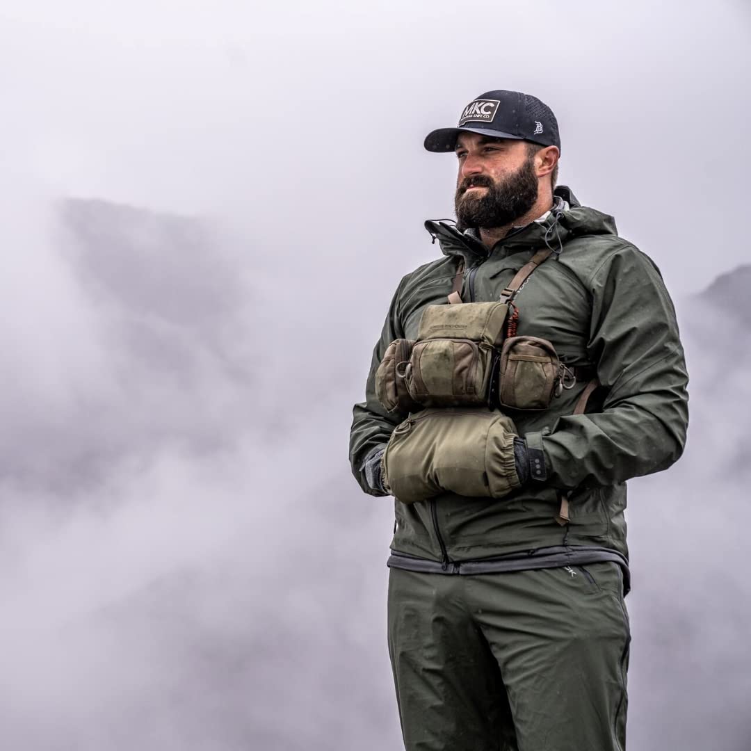 Eberlestock Recon Handwarmer front zip pocket open for spare warmers