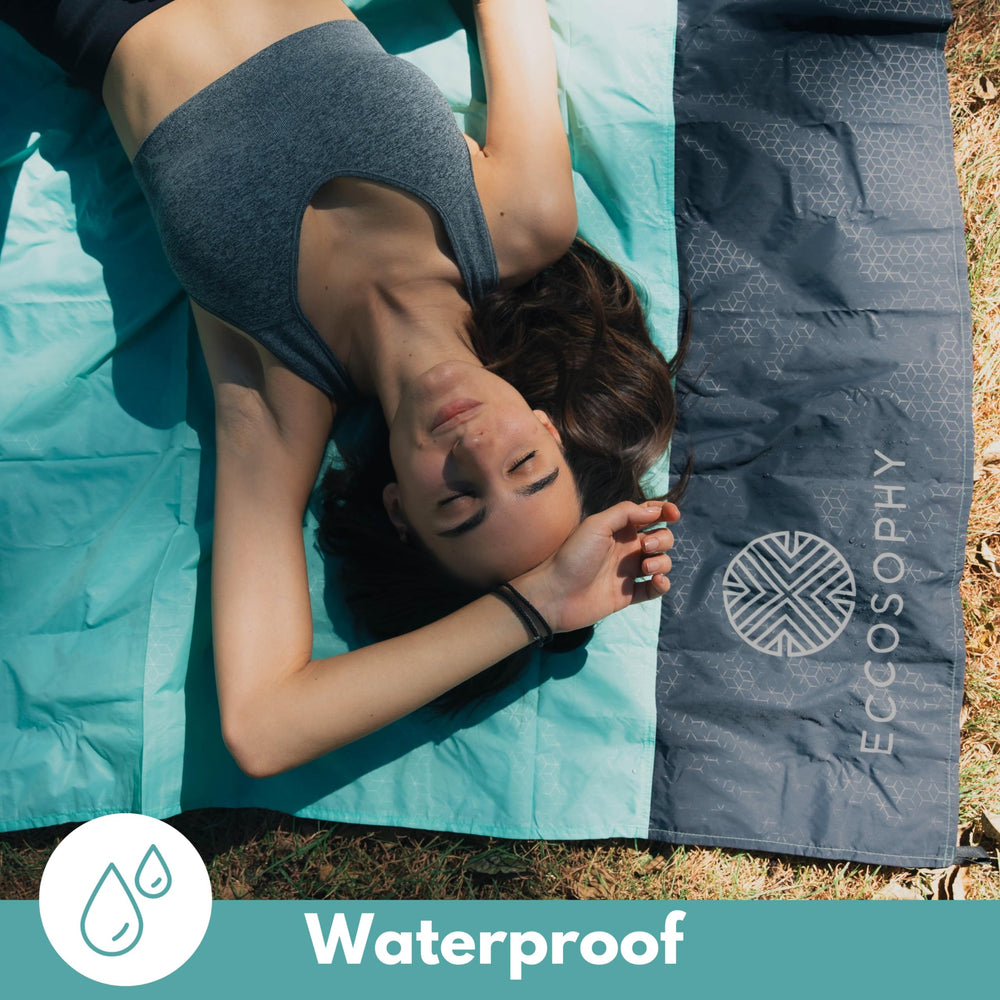 ECCOSOPHY close-up of smooth odorless fabric for quiet comfort