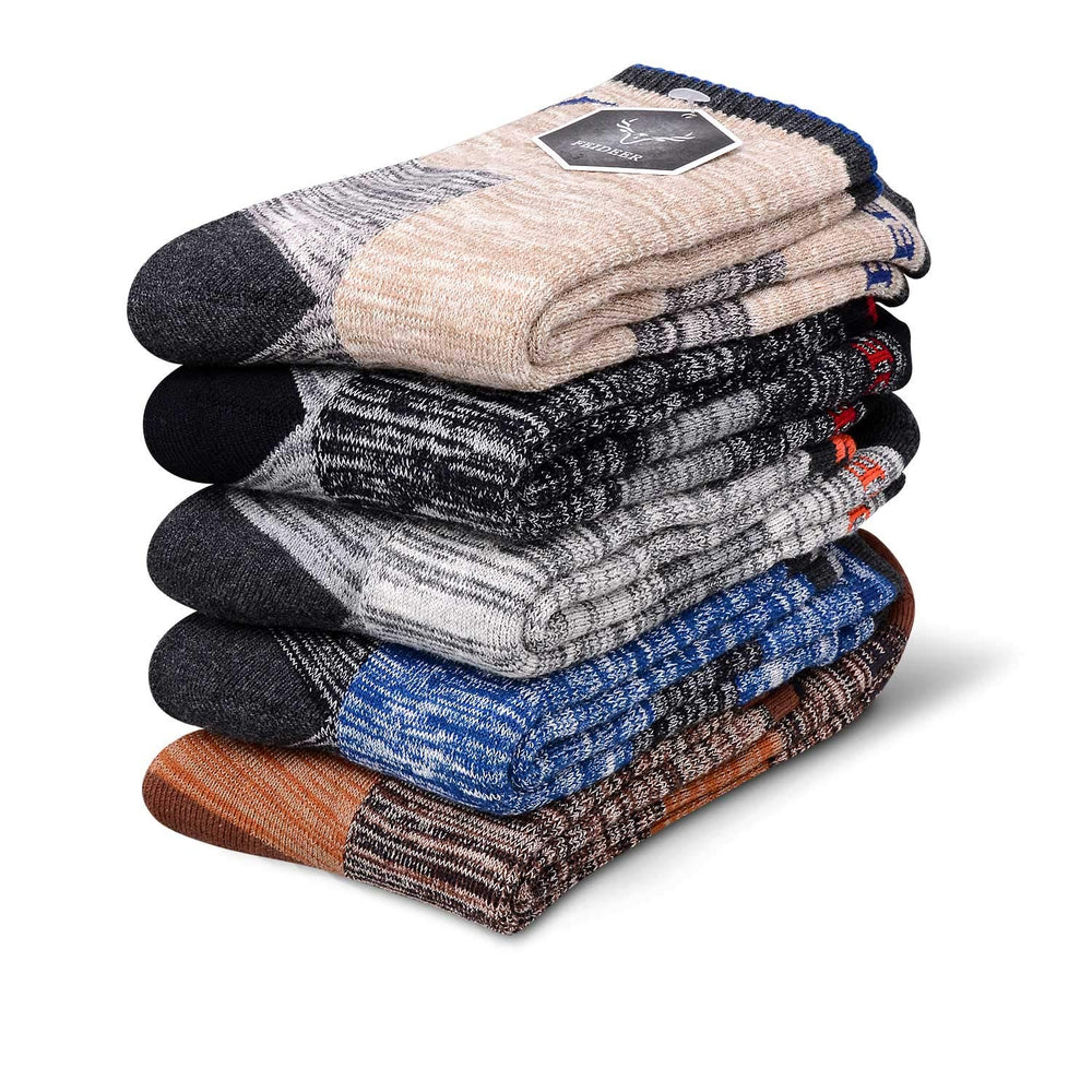 FEIDEER fabric stretch demo emphasizing elastic fit and durable recovery