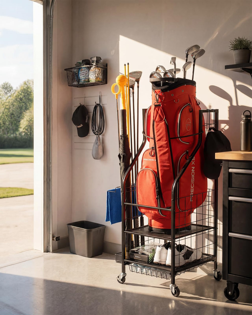 FHXZH close-up of top cradle securing a golf bag for stable storage