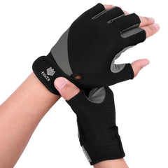 FitsT4 Sports reinforced thumb-index detail showing durability where wear occurs