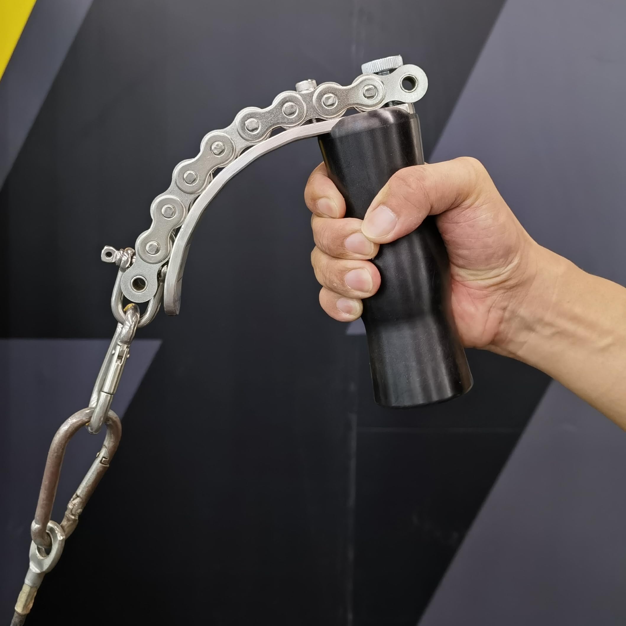 FITTERGEAR size comparison with ruler showing compact, portable dimensions