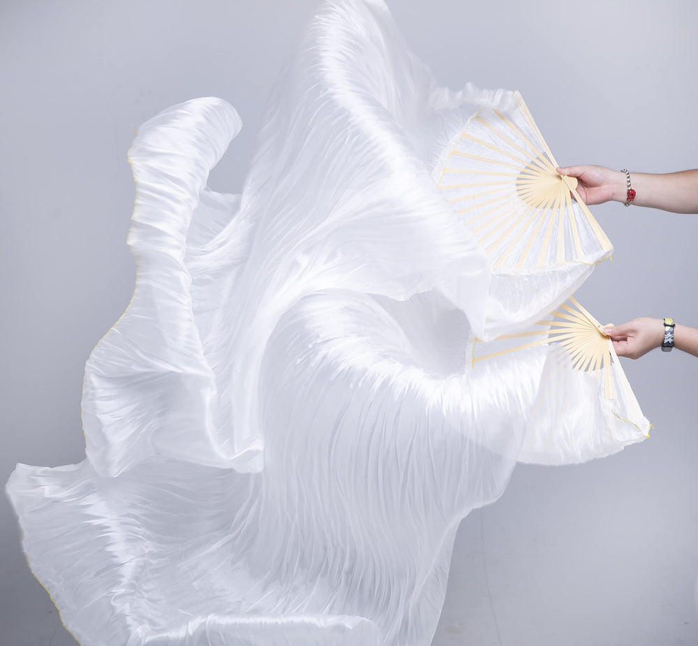 FJYIRI pair fully opened to display 1.2 m span and dramatic movement potential