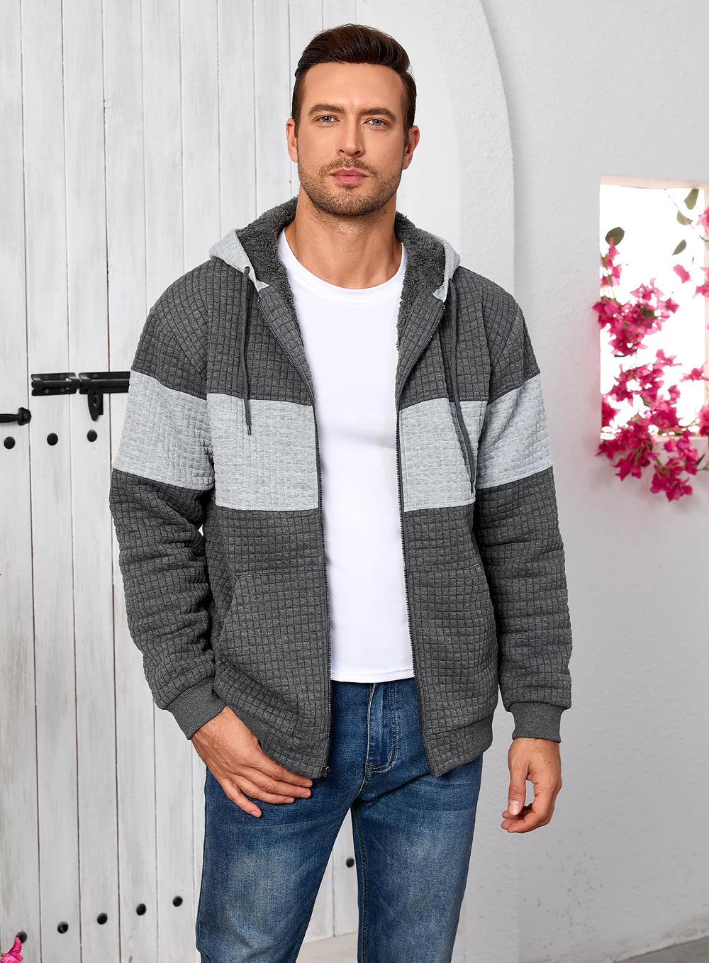 Fozexi zipper and collar detail emphasizing sturdy construction and easy on-off practicality