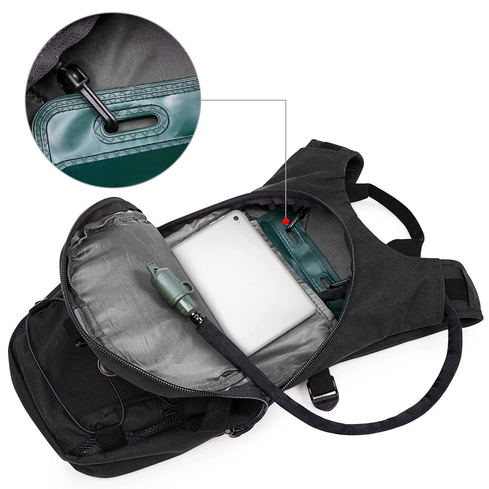 G4Free padded strap and high-quality buckle detail for secure adjustable fit and durability