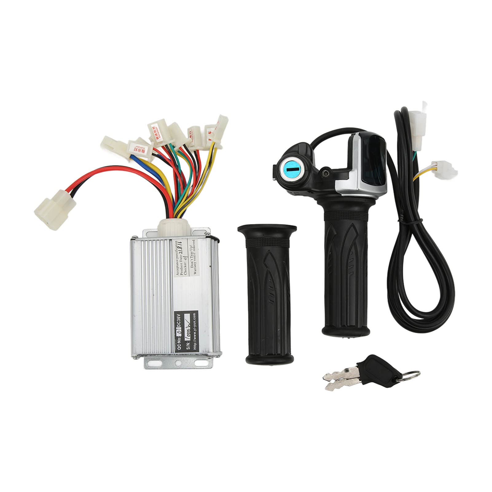 Generic mounted controller on electric tricycle, shows real-world fit and compatibility