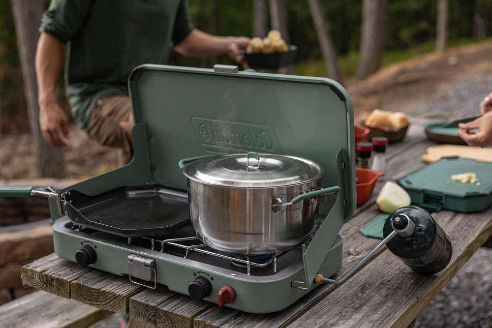 Gerber detachable handle locked onto pot for secure cooking control