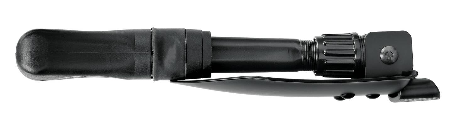 Gerber Gorge carbon-steel blade close-up showing durable cutting edge benefit
