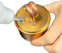 Gexdes pour bottle and heat-resistant ring for neat fuel handling benefit