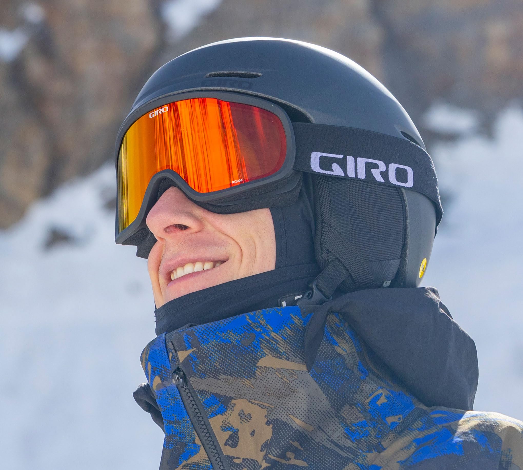 Giro foam microfleece detail showing soft contact and moisture-wicking benefit