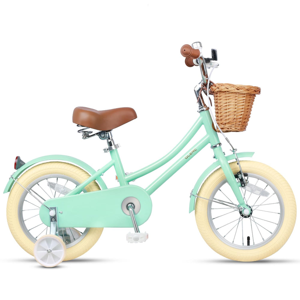 Glerc Little Molly child riding in park lifestyle shot, fun first-ride confidence