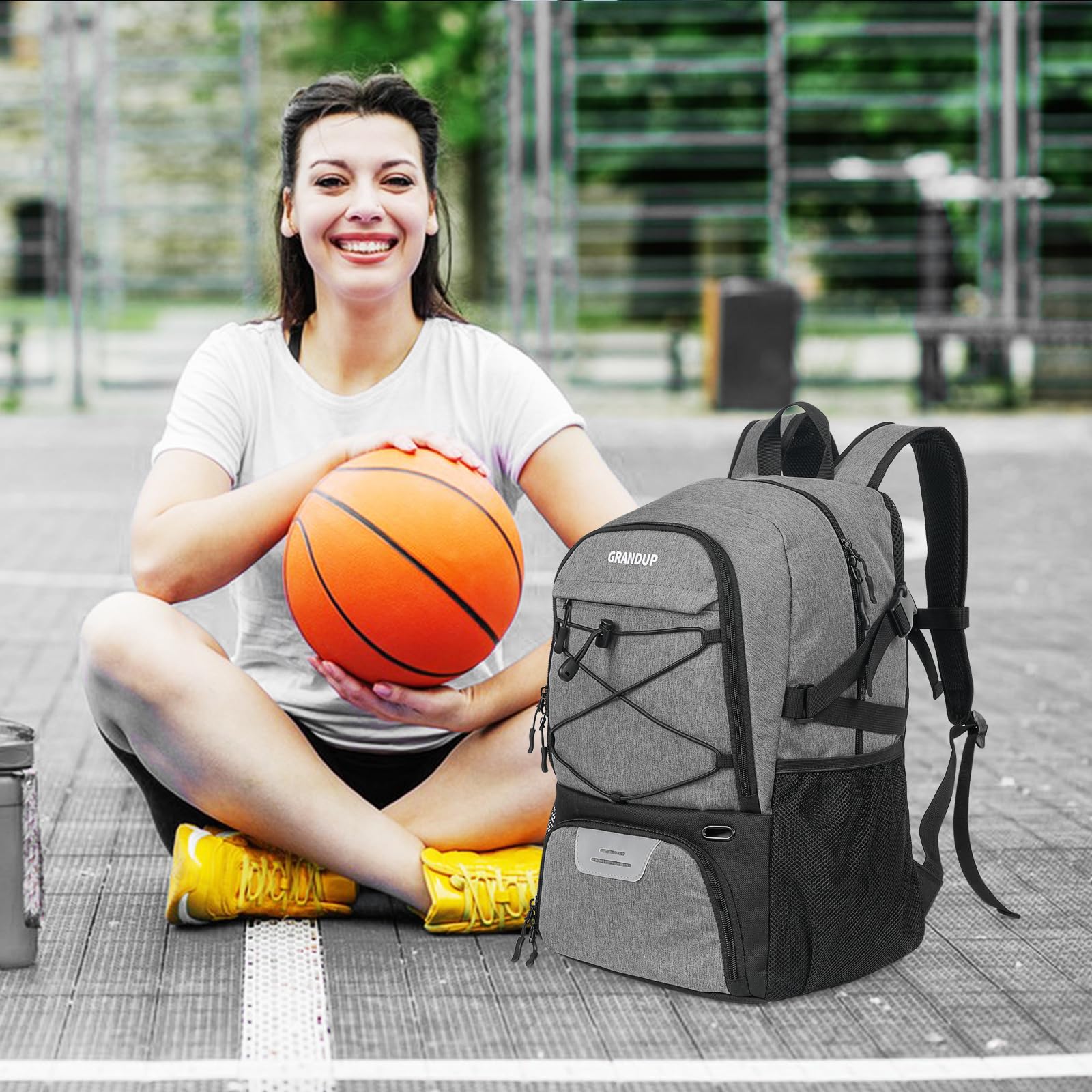 GRANDUP padded shoulder straps and breathable back for comfortable carry