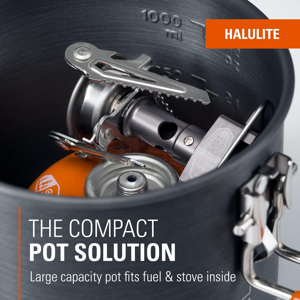 GSI Outdoors Halulite Boiler folding handle detail for safe pouring benefit
