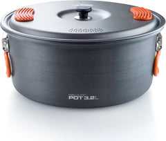 GSI Outdoors lid closeup with straining holes for effortless draining and reduced gear