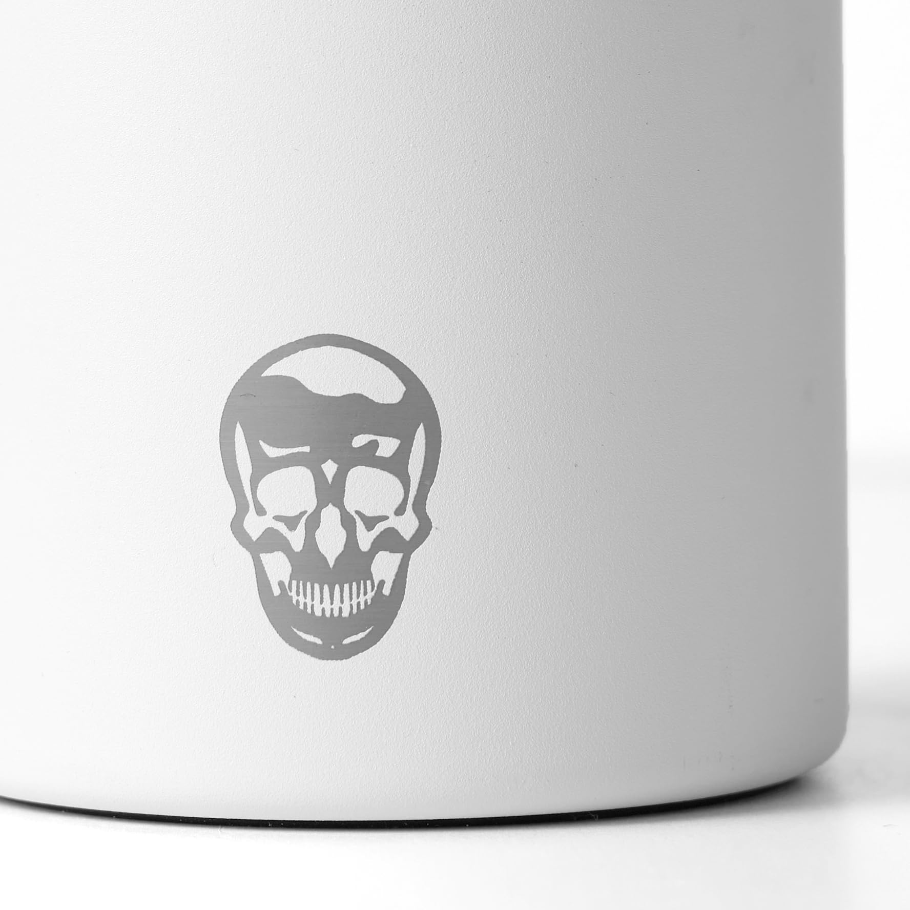 Gymreapers chug lid detail offering fast-flow hydration between sets benefit
