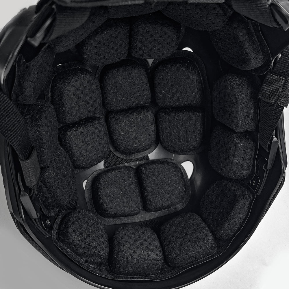HANSTRONG GEAR installed inside helmet improving stability and pressure distribution