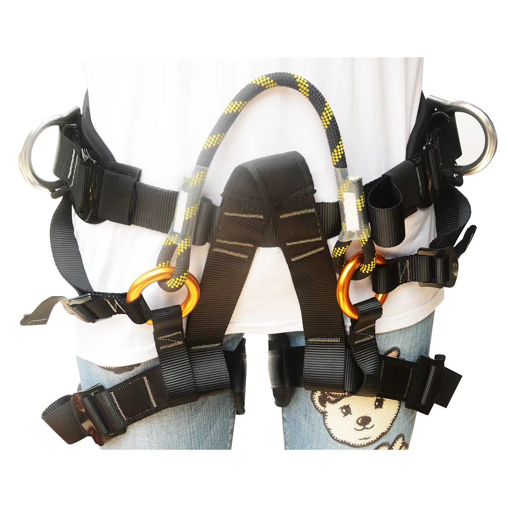 HeeJo gear loops and buckles visible for tool access and quick adjustment