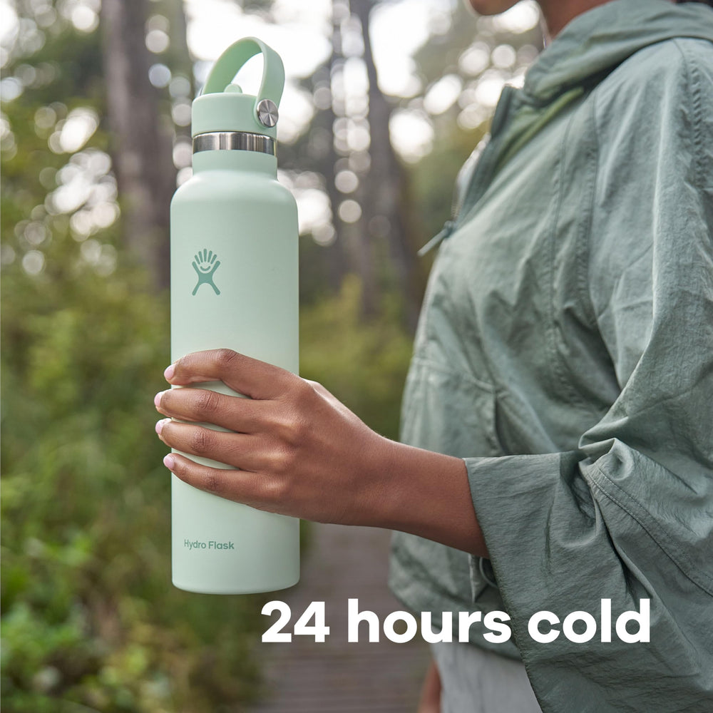 Hydro Flask powder-coating texture emphasizing grip and long-lasting color benefit