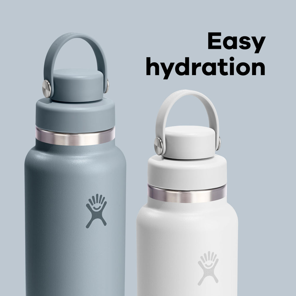 Hydro Flask held in hand illustrating 24 oz size and carry comfort