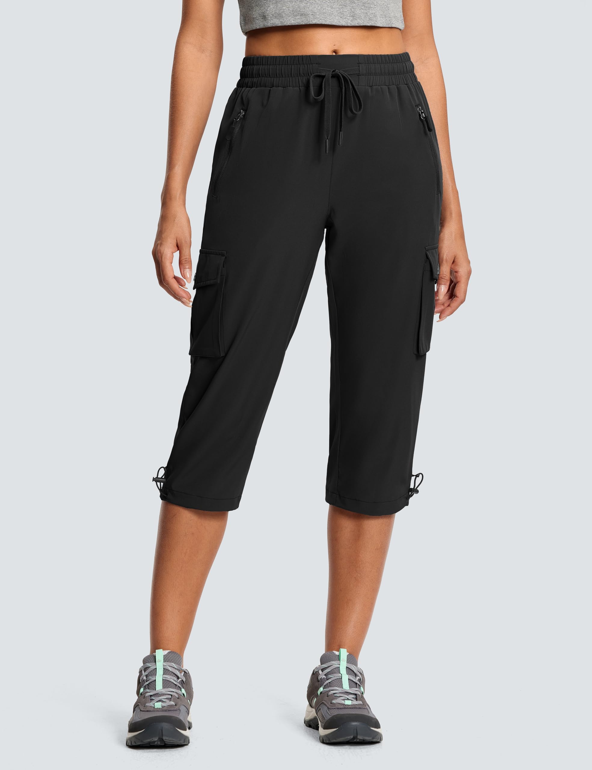 ISEEGZ close-up of fabric texture highlighting lightweight quick-drying comfort