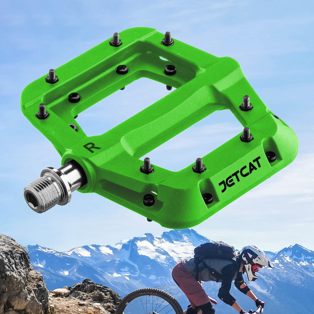 JETCAT pedal retail box with hex key for easy installation