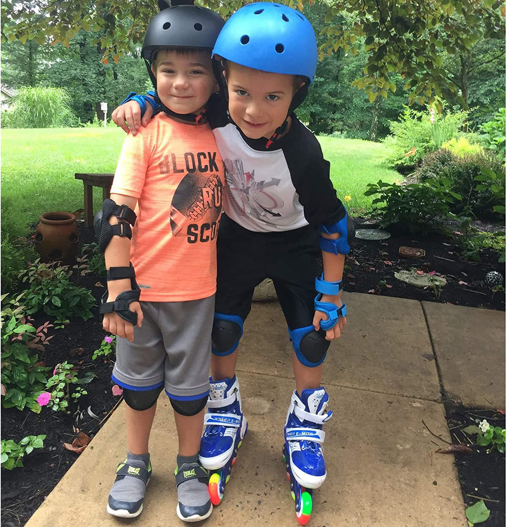 JIFAR skate next to a shoe showing adjustable fit across multiple sizes