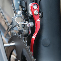 K-Edge chain catcher with magnet showing adjustable position for power meter