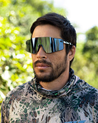 KastKing lens close-up highlighting PuriVex coating that repels water and dirt