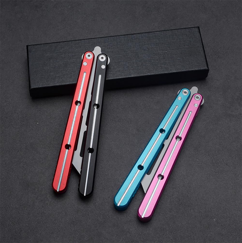 KEEDAS on tabletop styled with accessories as a gift-ready, high-quality tool