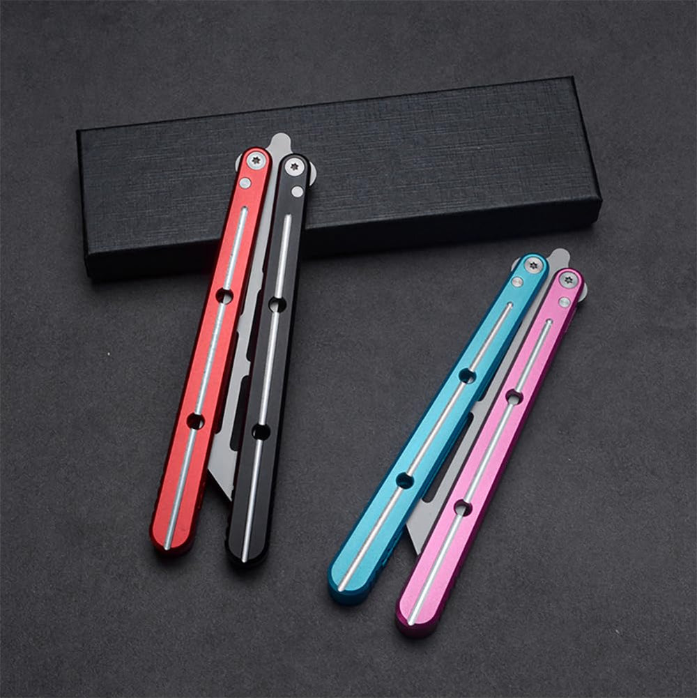 KEEDAS on tabletop styled with accessories as a gift-ready, high-quality tool