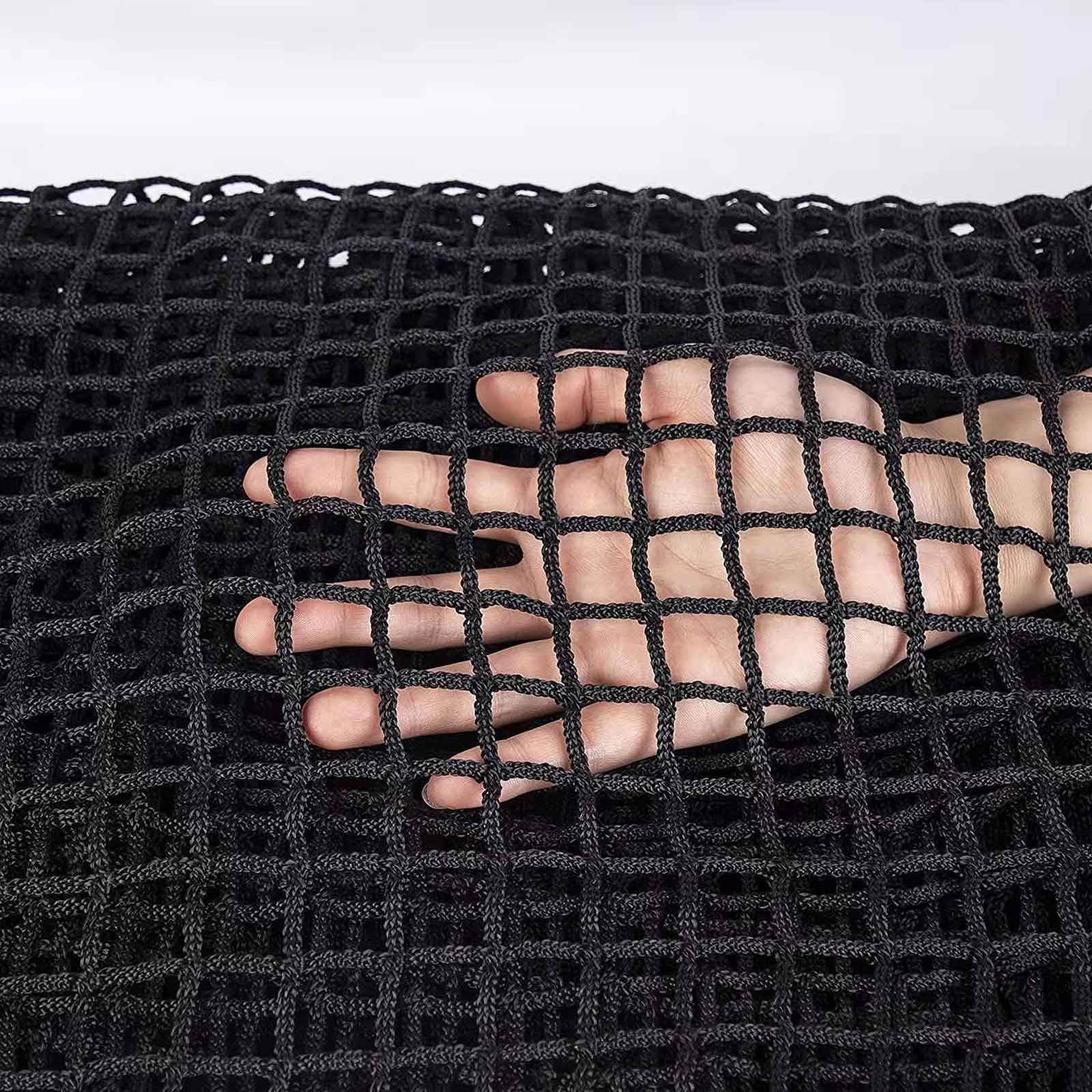 LalaKoo net with golfer for scale showing appropriate practice space size