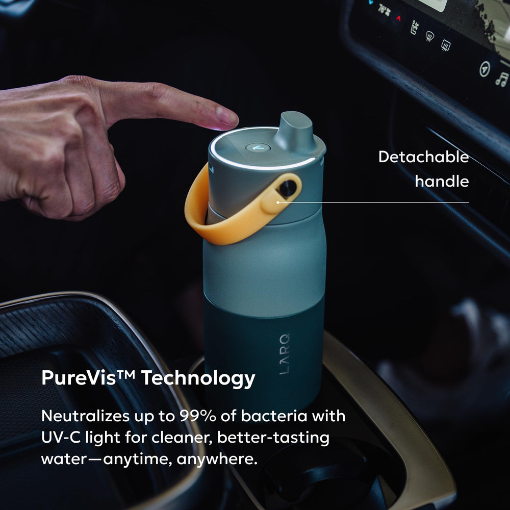 LARQ cross-section showing double-wall vacuum insulation keeping drinks cold