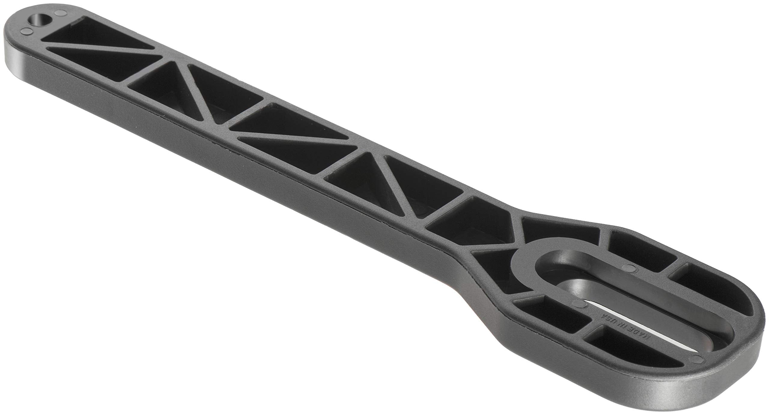 Close-up of Leupold wrench jaws fitting ring edges to prevent marring — Leupold precision