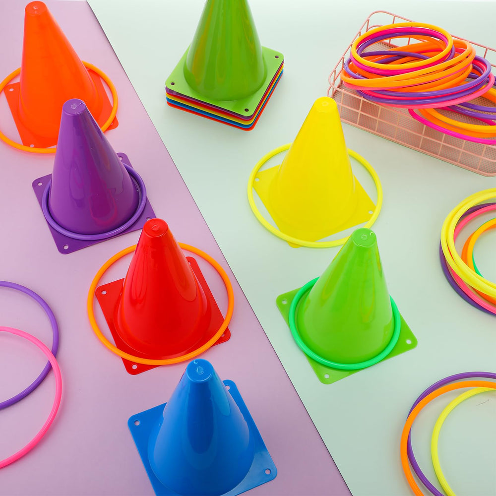 Leyndo rings displayed side-by-side showing two sizes for scalable challenge