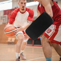 MAGICLULU handle and grip detail for easy carrying and stable coach control
