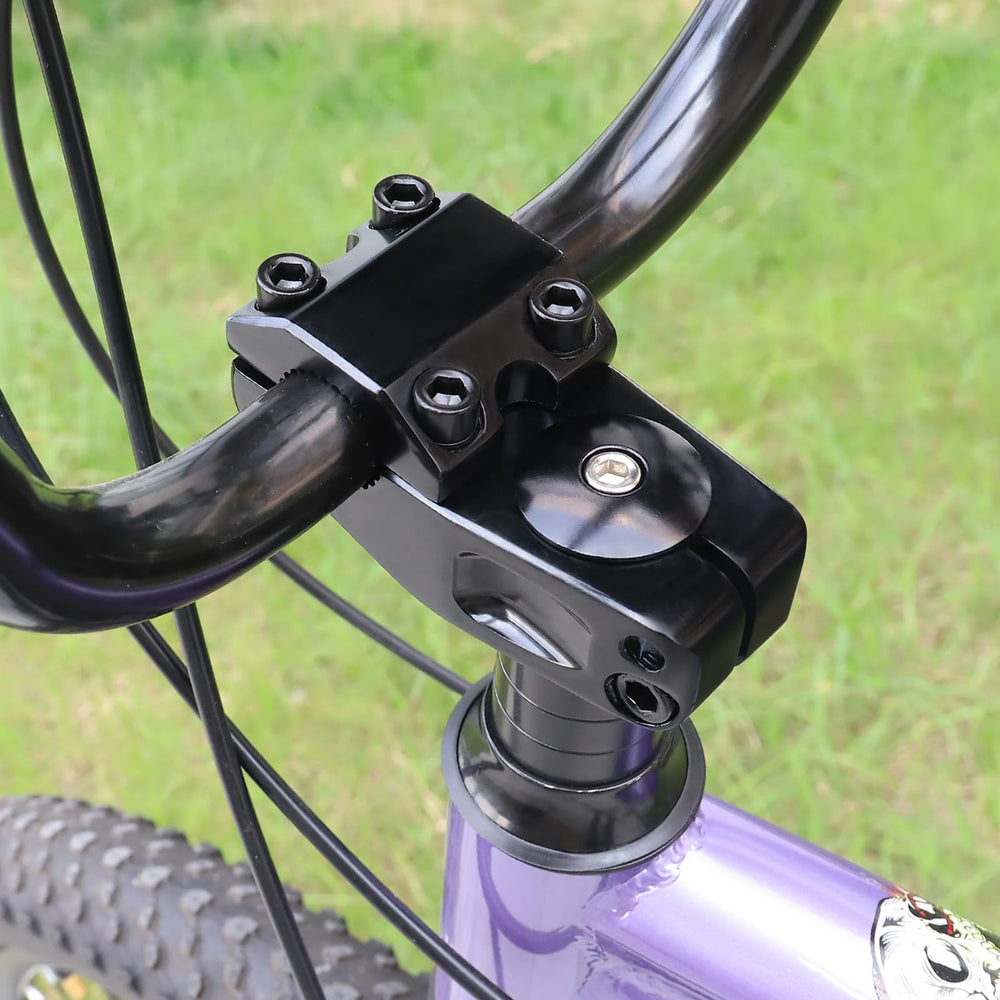 MAKELEN finish texture detail showing wear-resistant paint for longevity