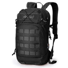 Mardingtop front view showing compact silhouette and pocket layout for easy access