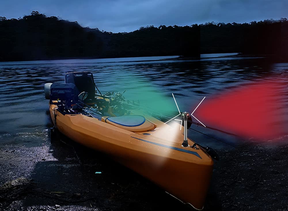 MARINE SYSTEM bow light in use while docking at night, increases forward visibility