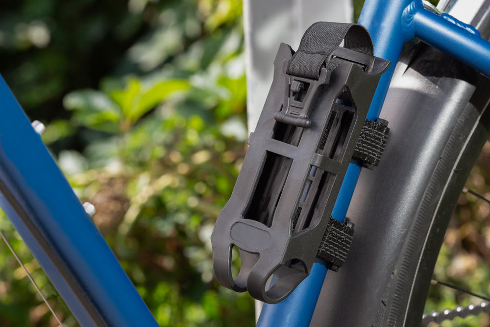 Master Lock length comparison showing 84cm reach for versatile use