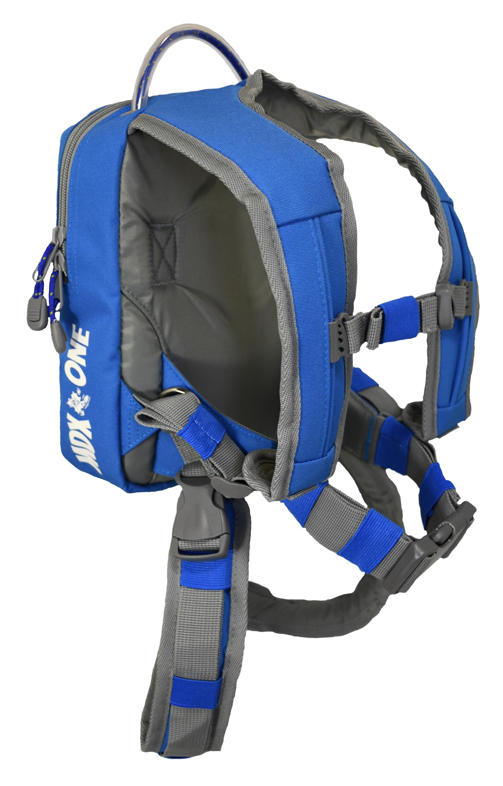 MDXONE retractable leash closeup illustrating easy distance control benefits