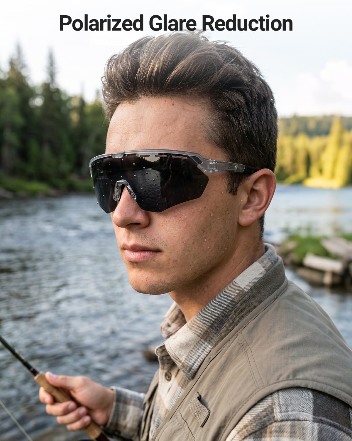 Meeloog worn by cyclist demonstrating secure fit and clear forward vision