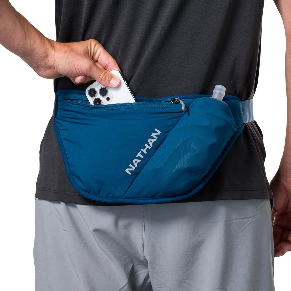 Nathan belt on runner in motion demonstrating no-bounce comfort